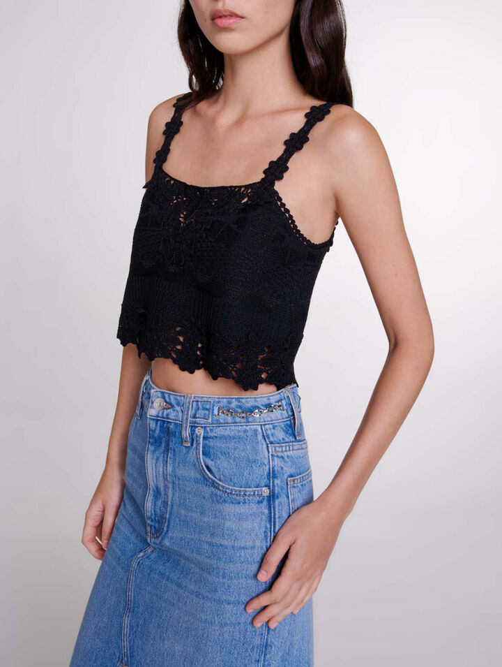 Top corto decorado con guipur