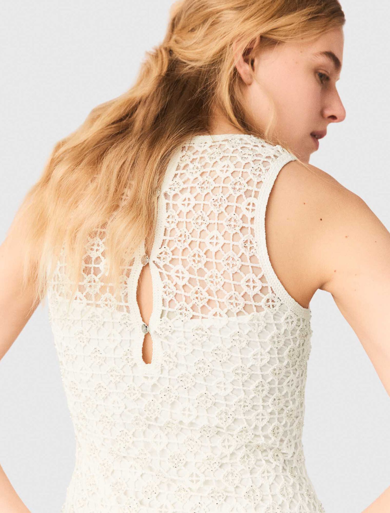 Vestido largo de ganchillo y strass