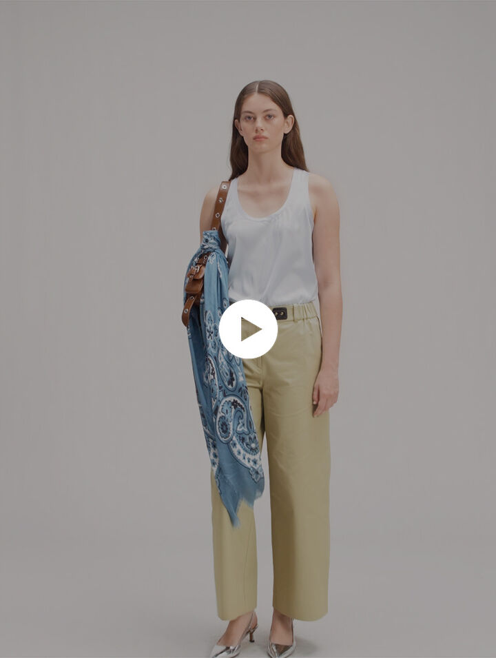 Top de tirantes de seda