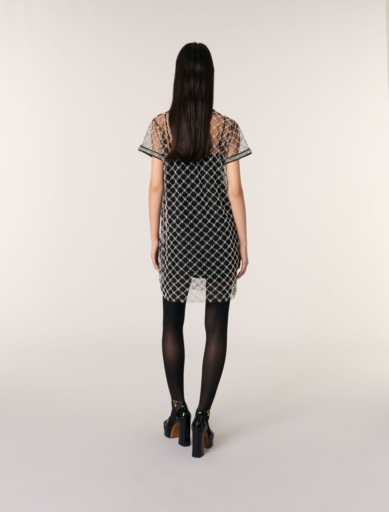 Vestido corto de tul bordado