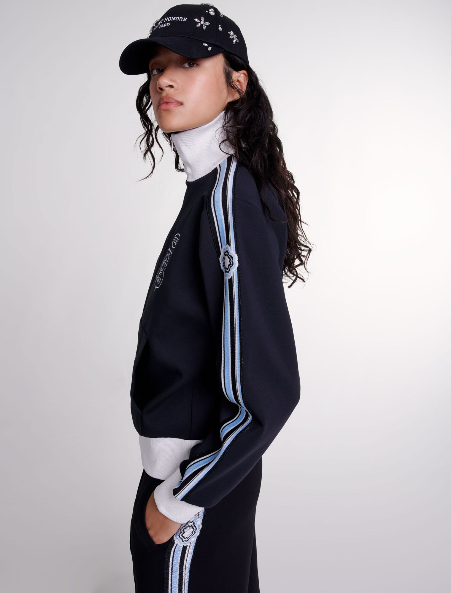 Chaqueta de chándal bordada