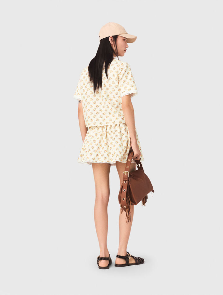 Camisa estampada con piquillo