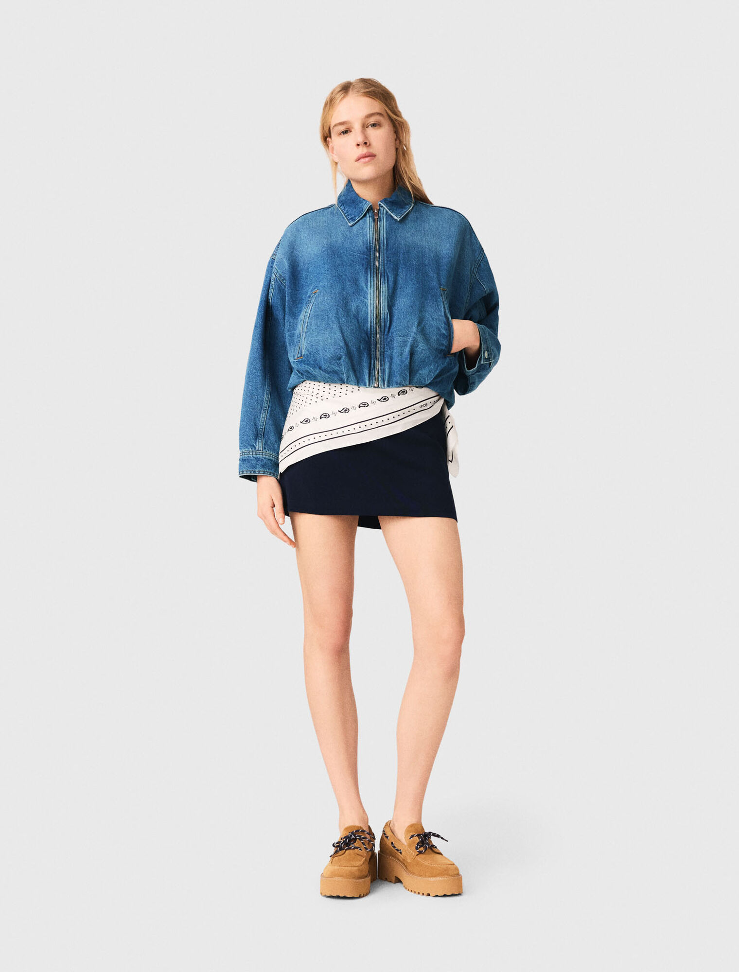 Cazadora bomber de denim