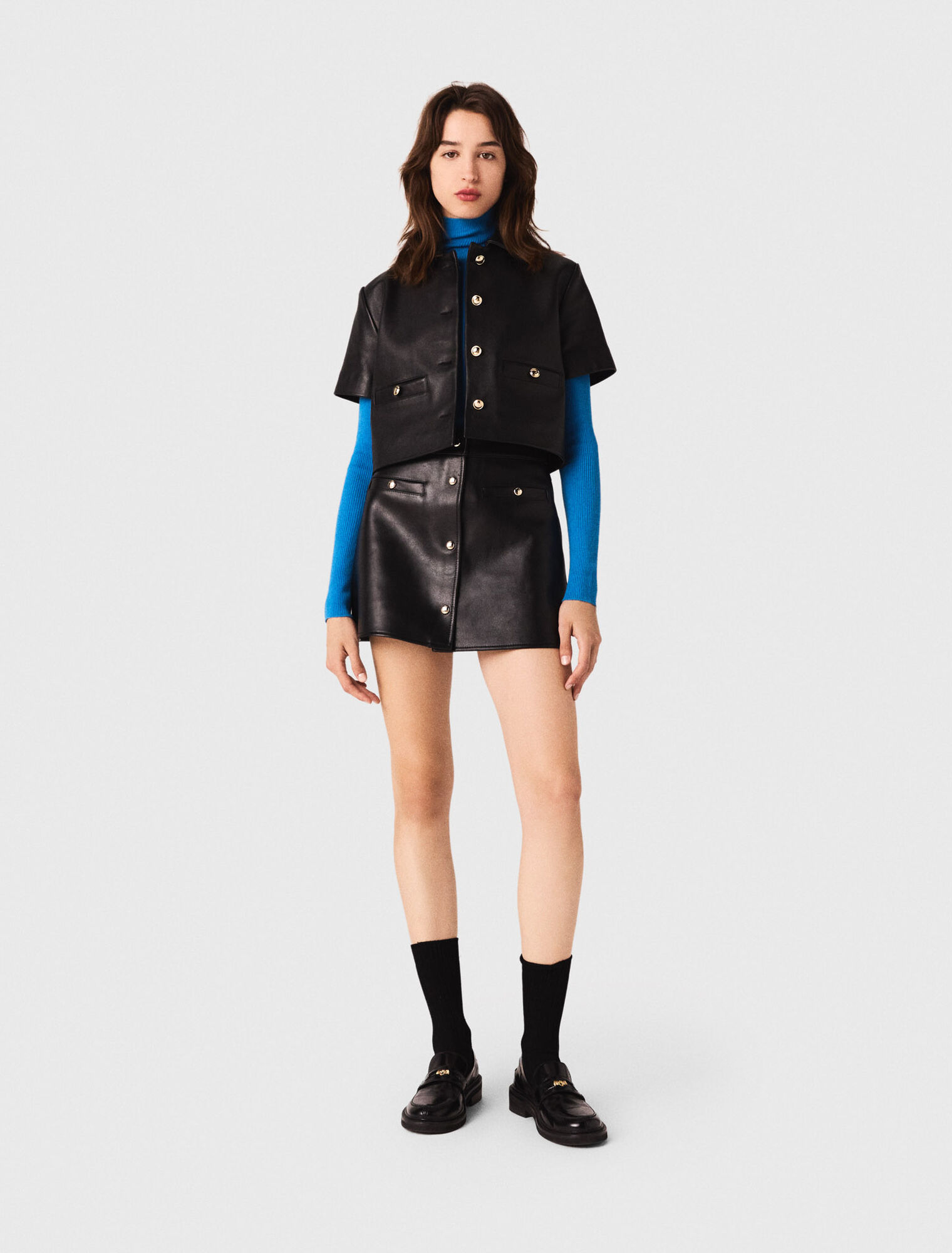 Chaqueta corta de piel
