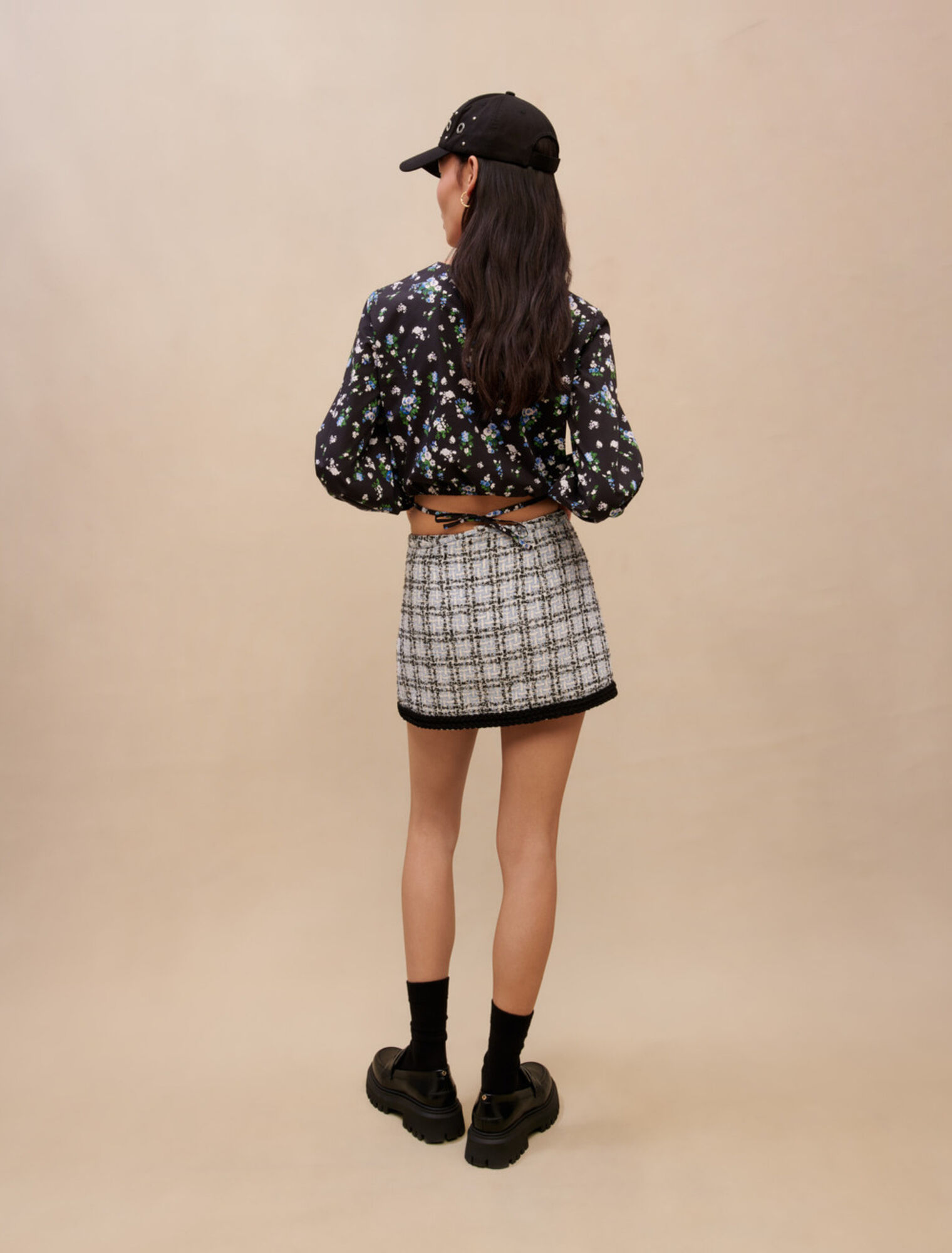 Top con lazo floral