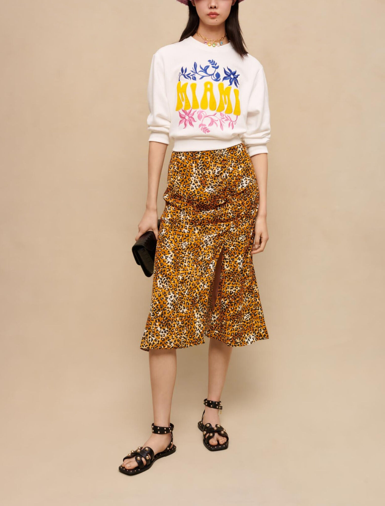 Falda midi con estampado de leopardo