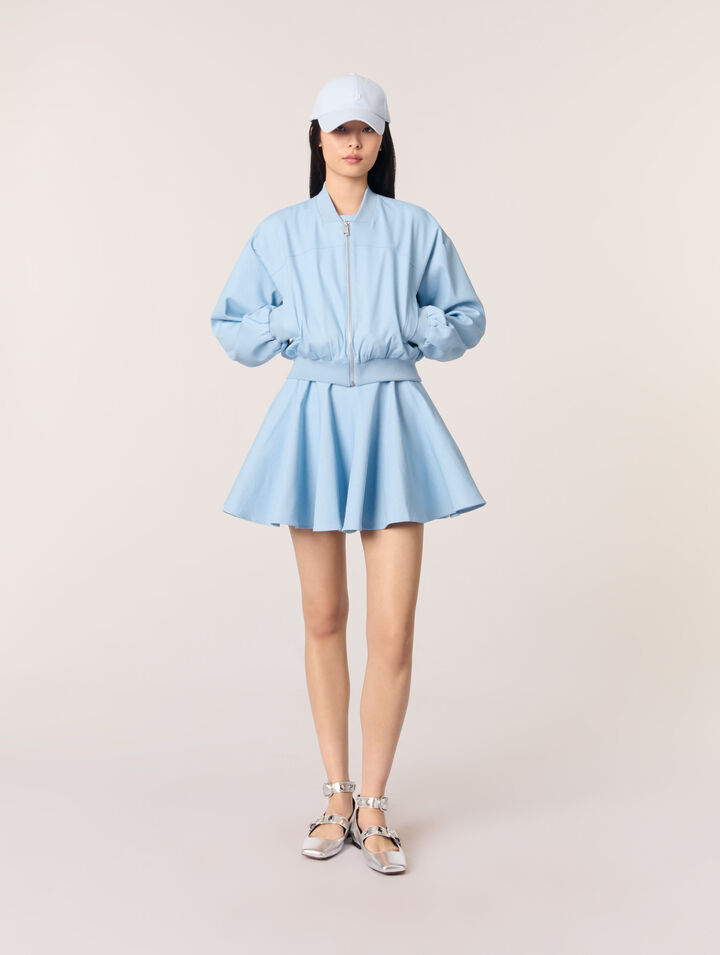 Cazadora bomber corta de denim