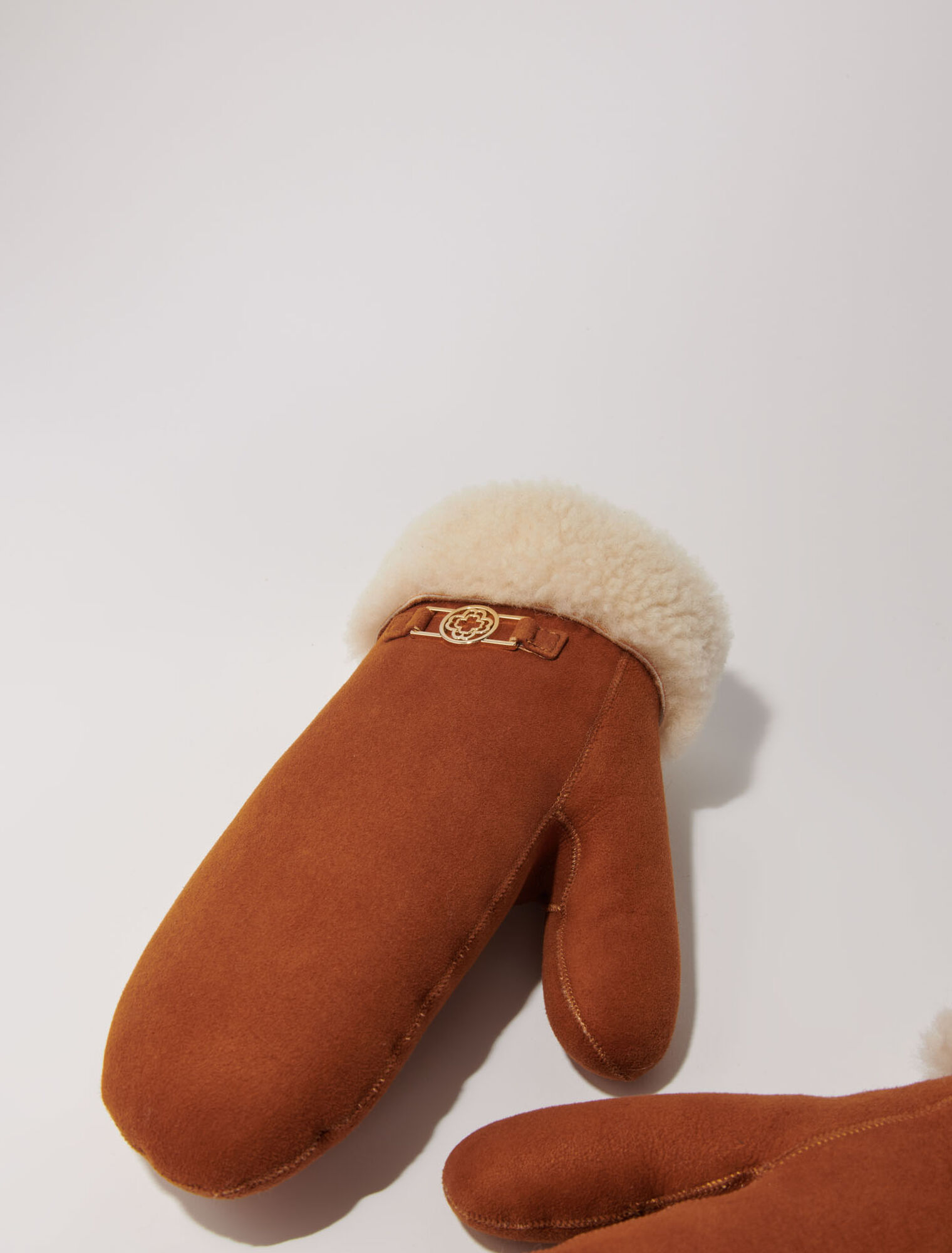 Manoplas de piel de cordero