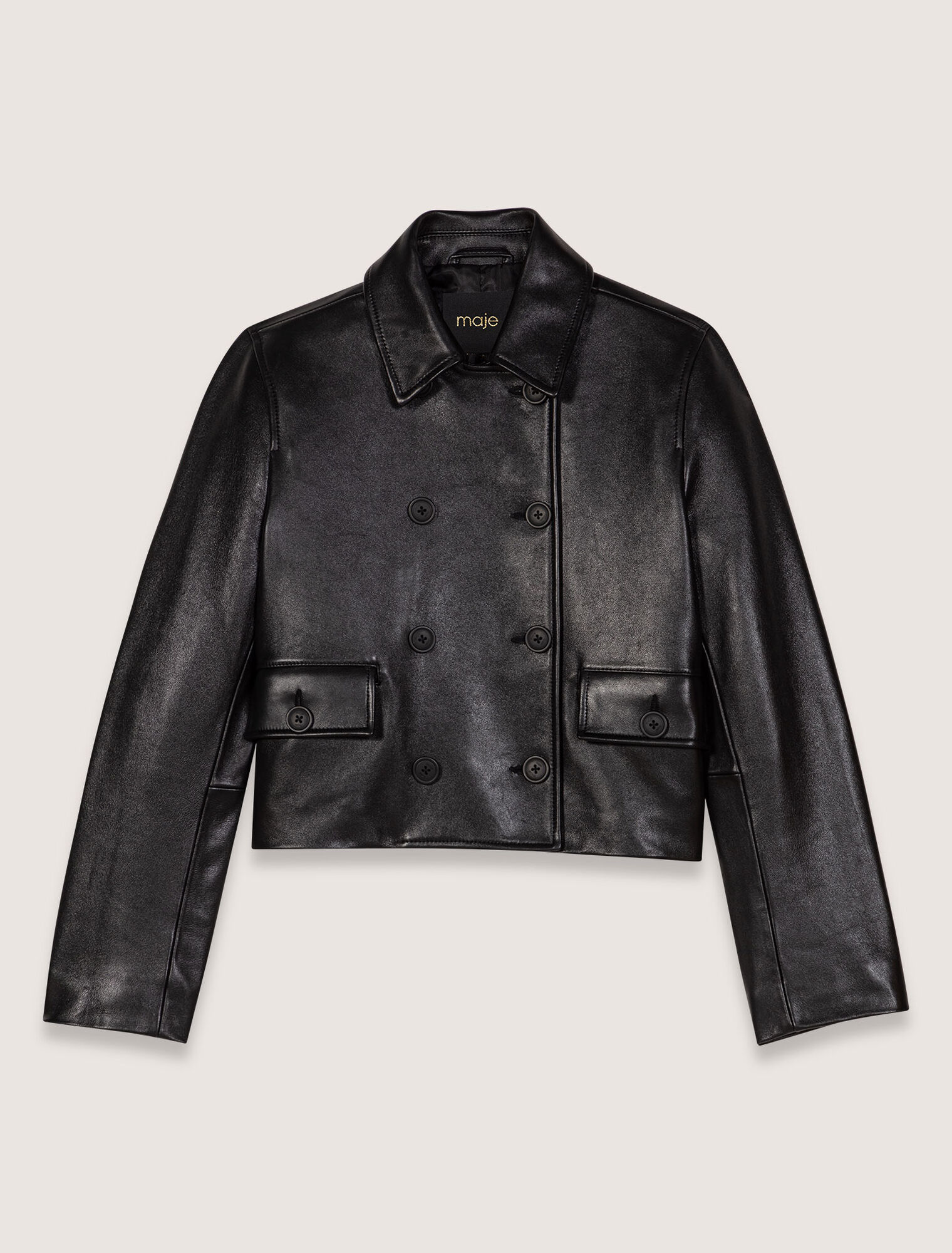 Chaqueta corta de piel