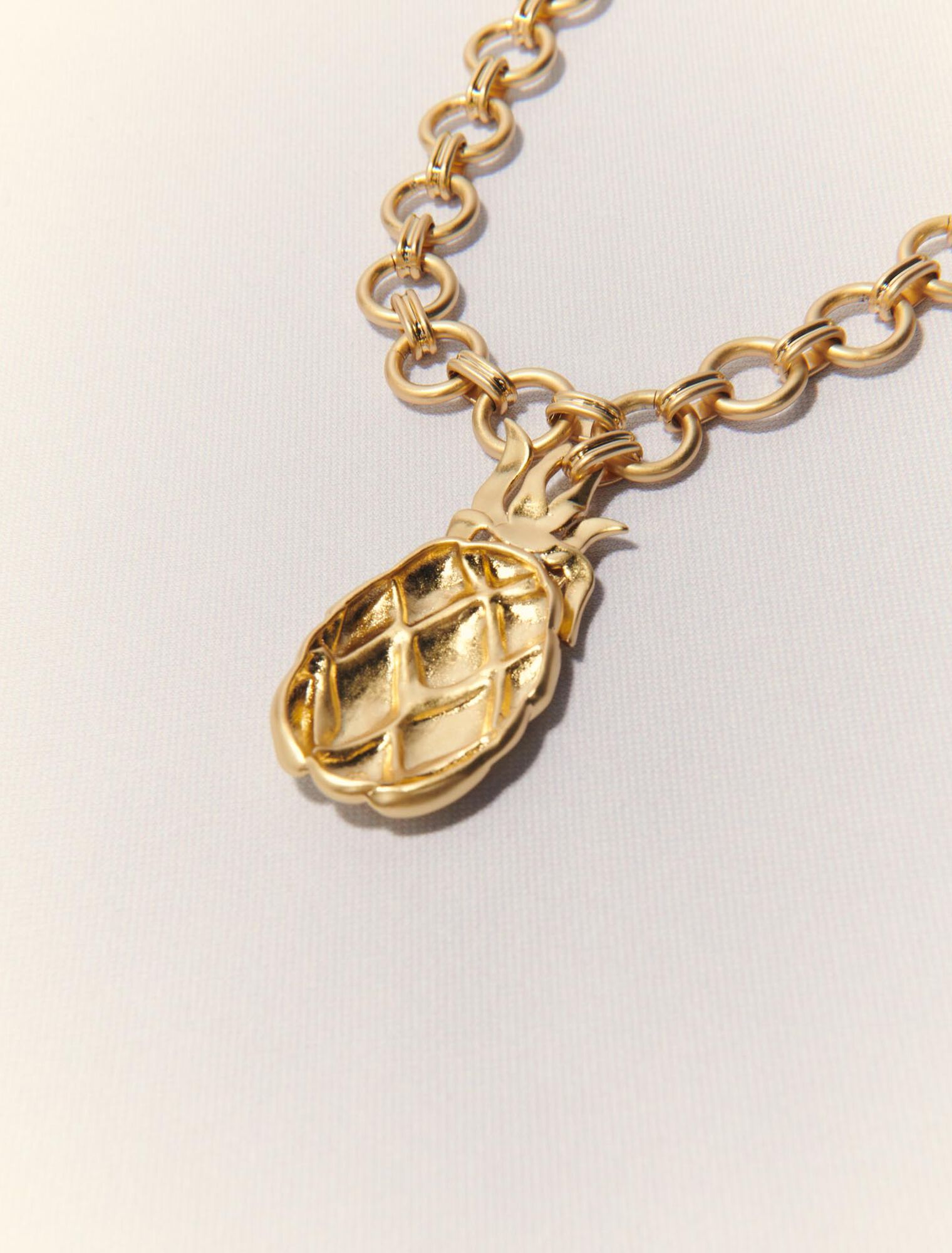Collar de piña