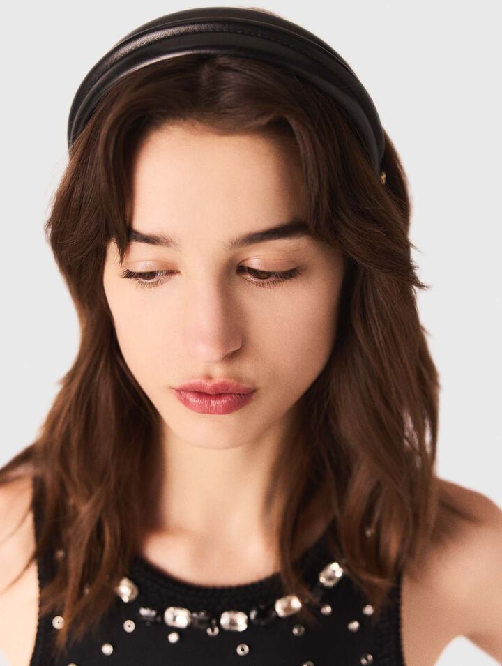 Diadema de cuero
