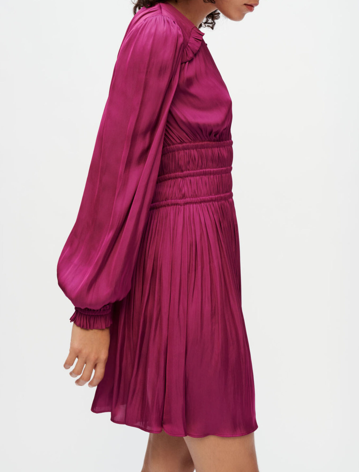Vestido de raso fluido
