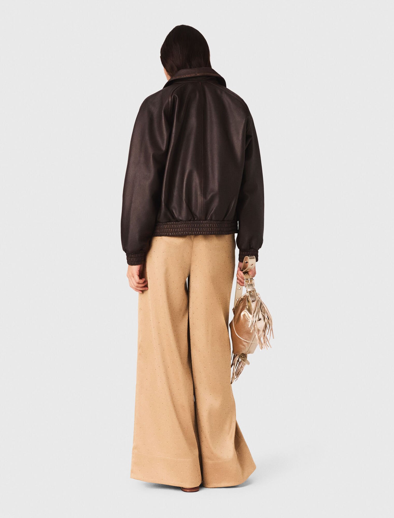 Pantal&oacute;n satinado con strass