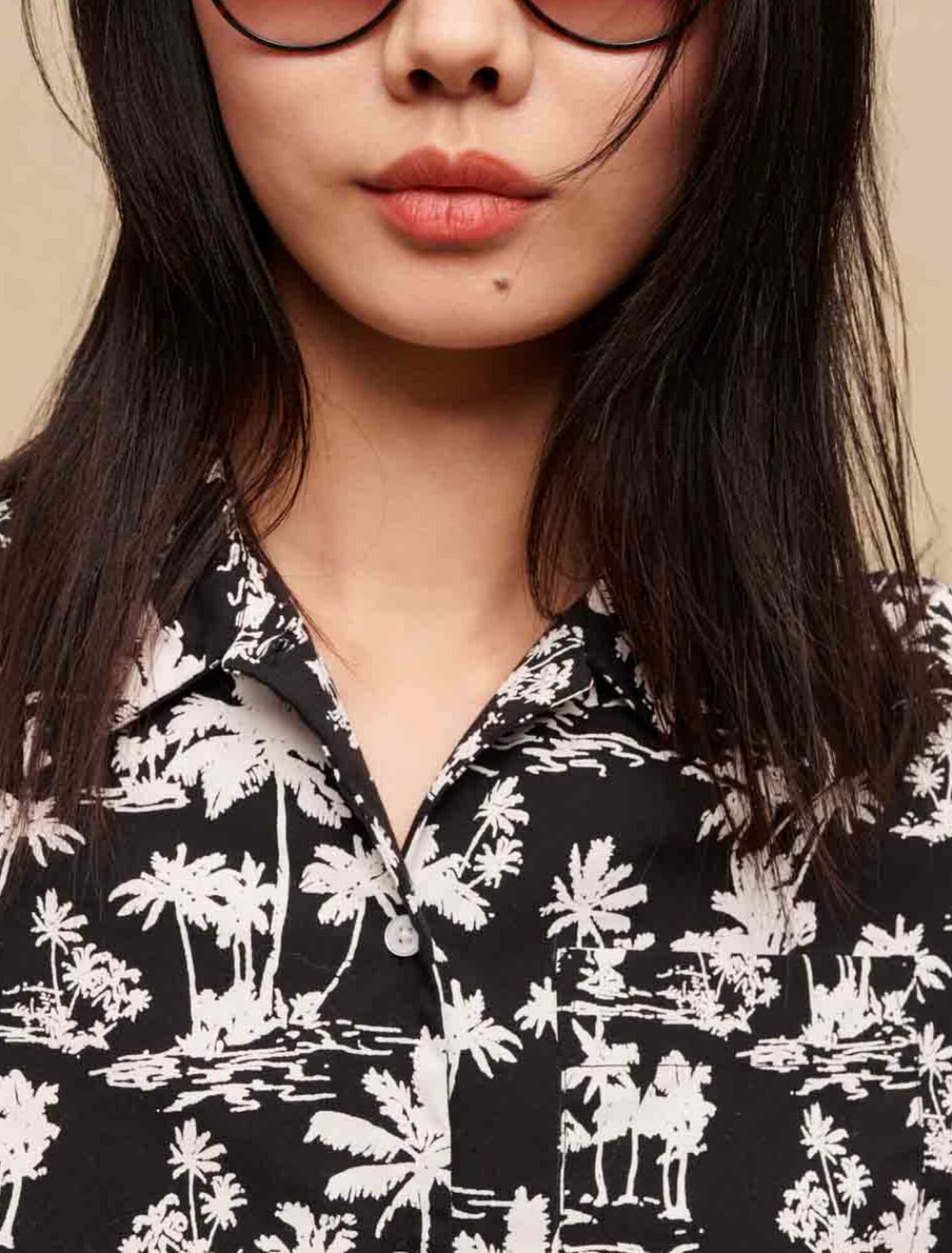Camisa corta estampado palmeras