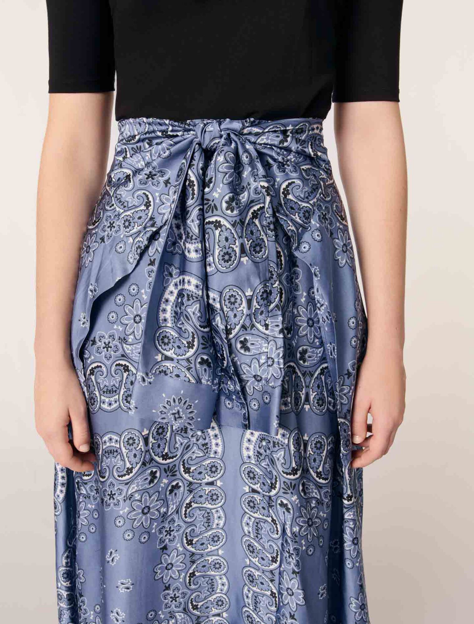 Vestido estampado trampantojo