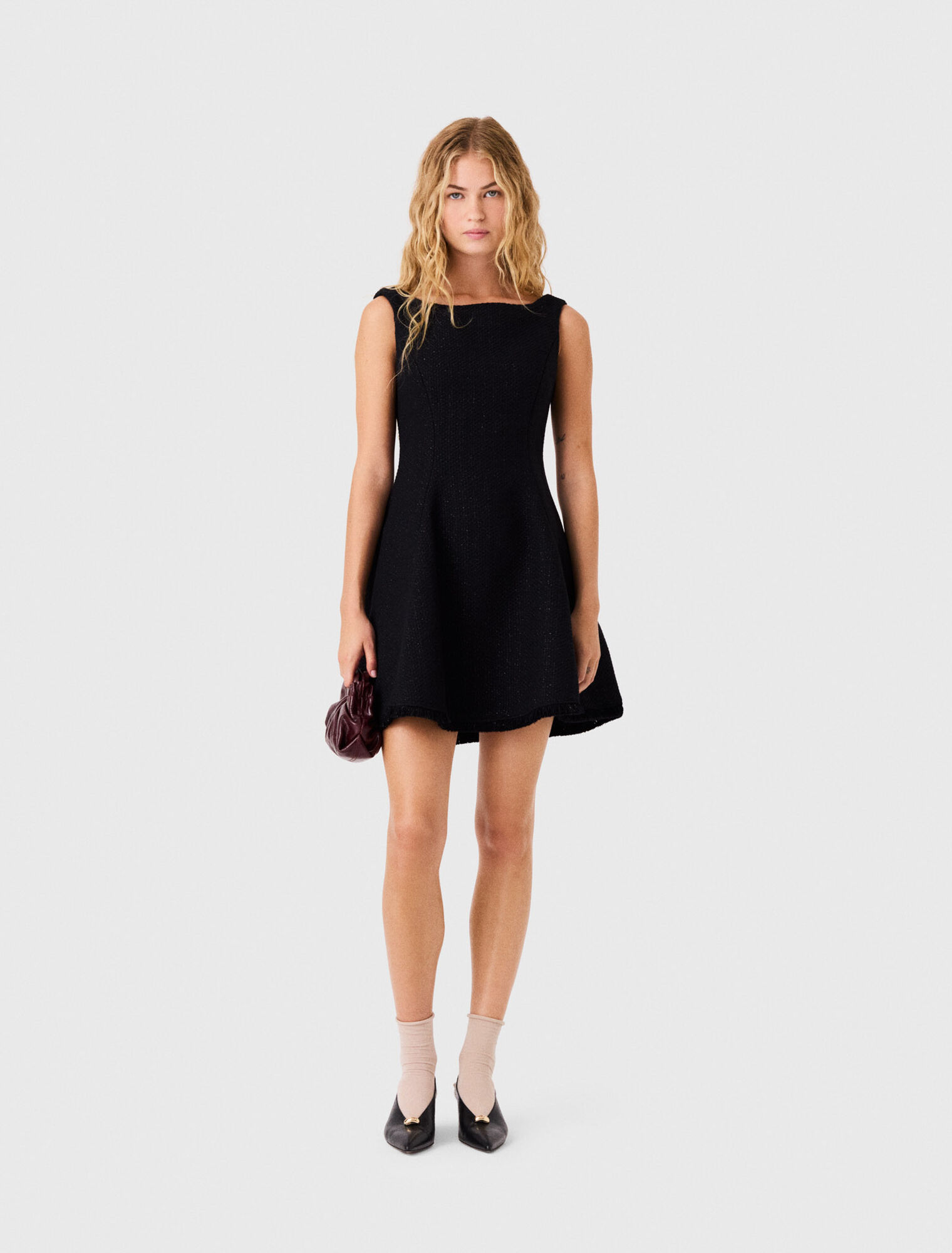 Vestido corto de tweed con flecos
