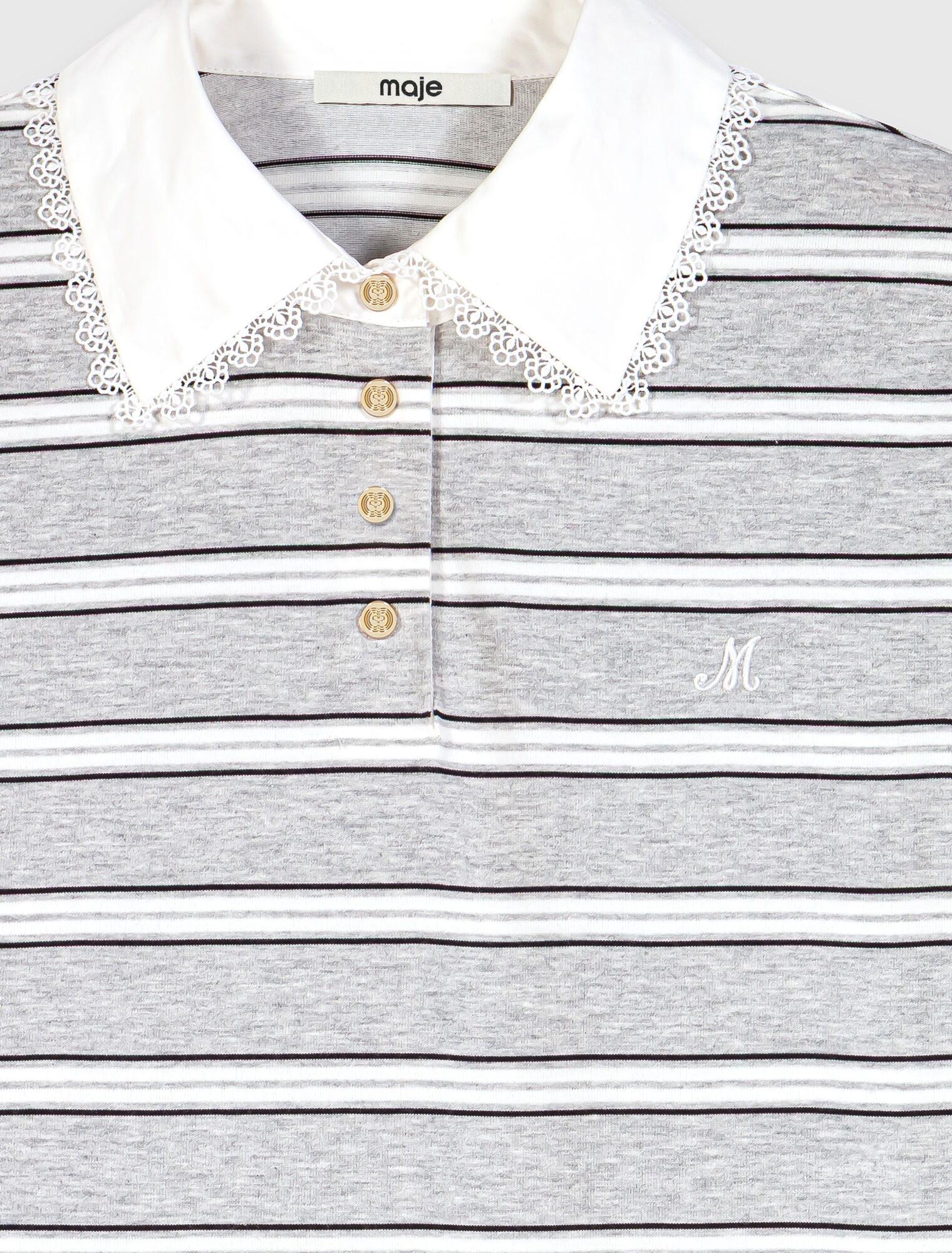 Camiseta con cuello polo bordado