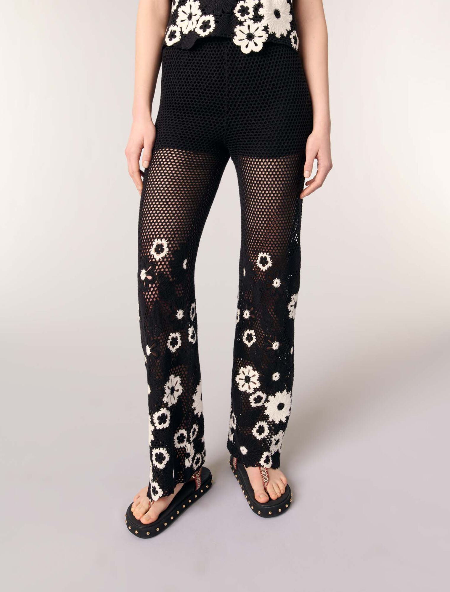 Pantalón de ganchillo floral