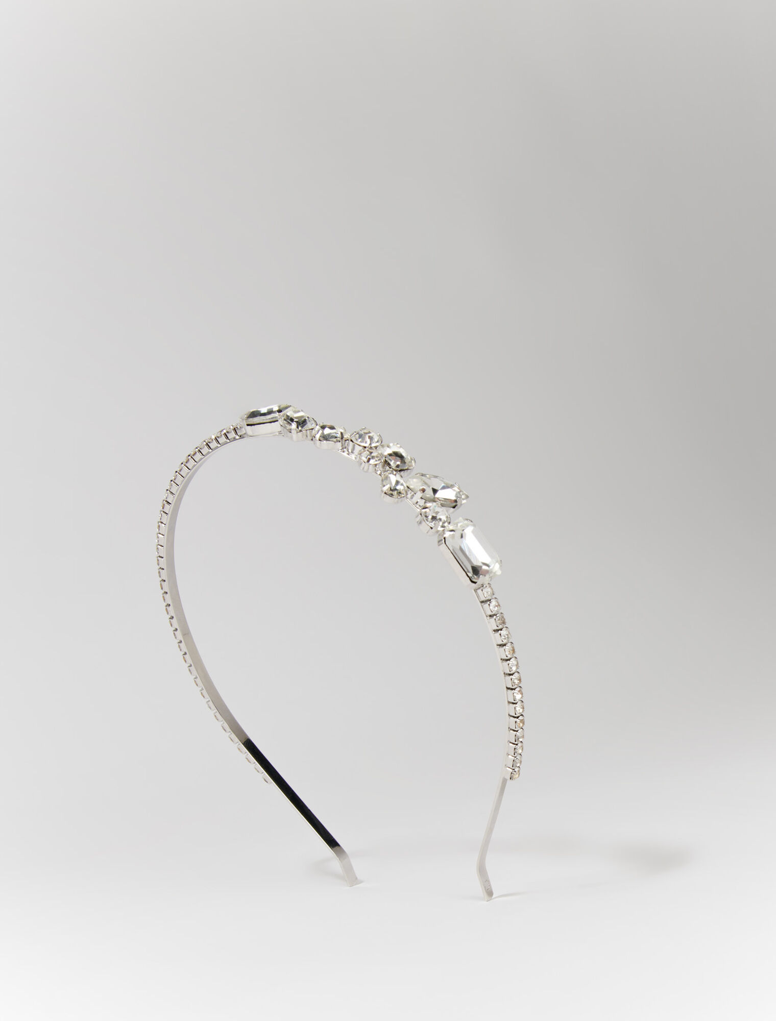 Diadema con brillantes de imitación