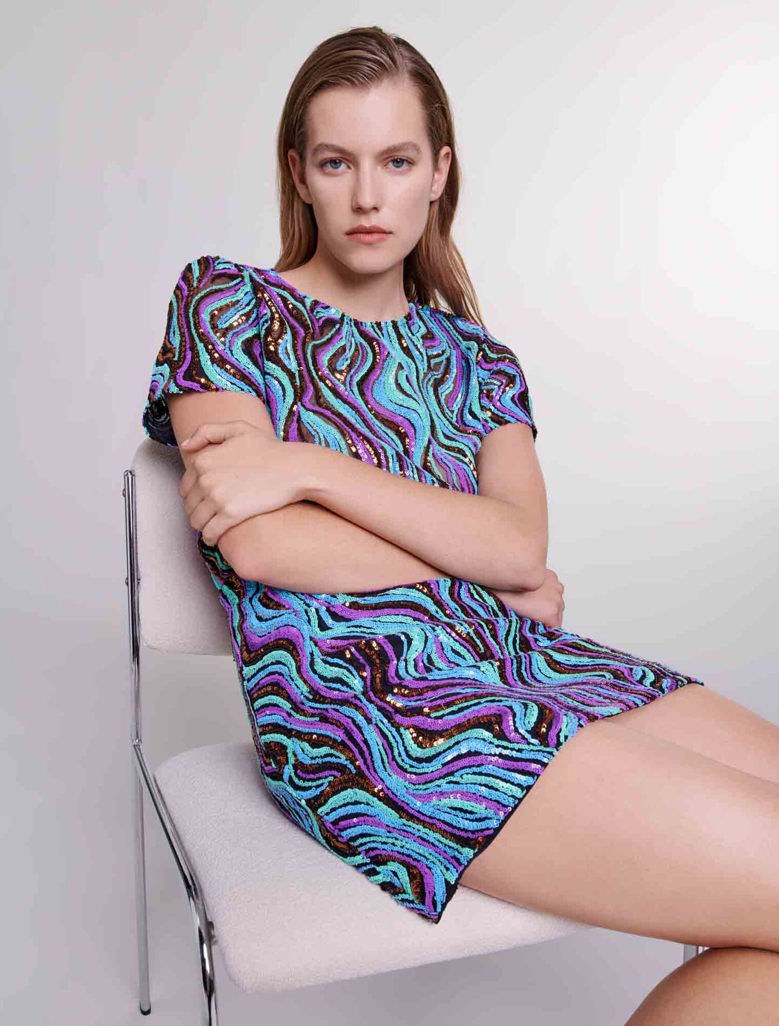 Vestido corto trampantojo