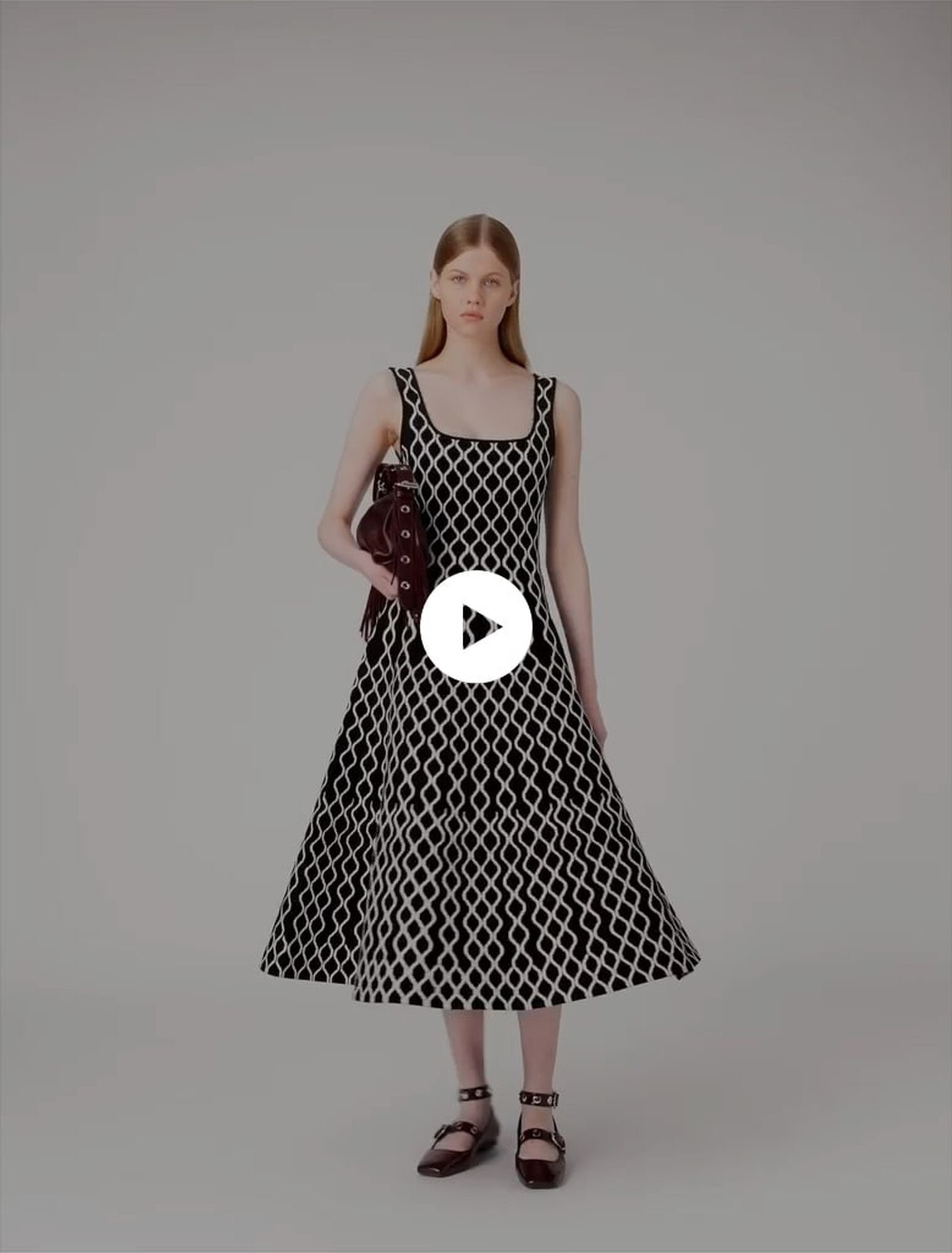 Vestido midi de punto jacquard
