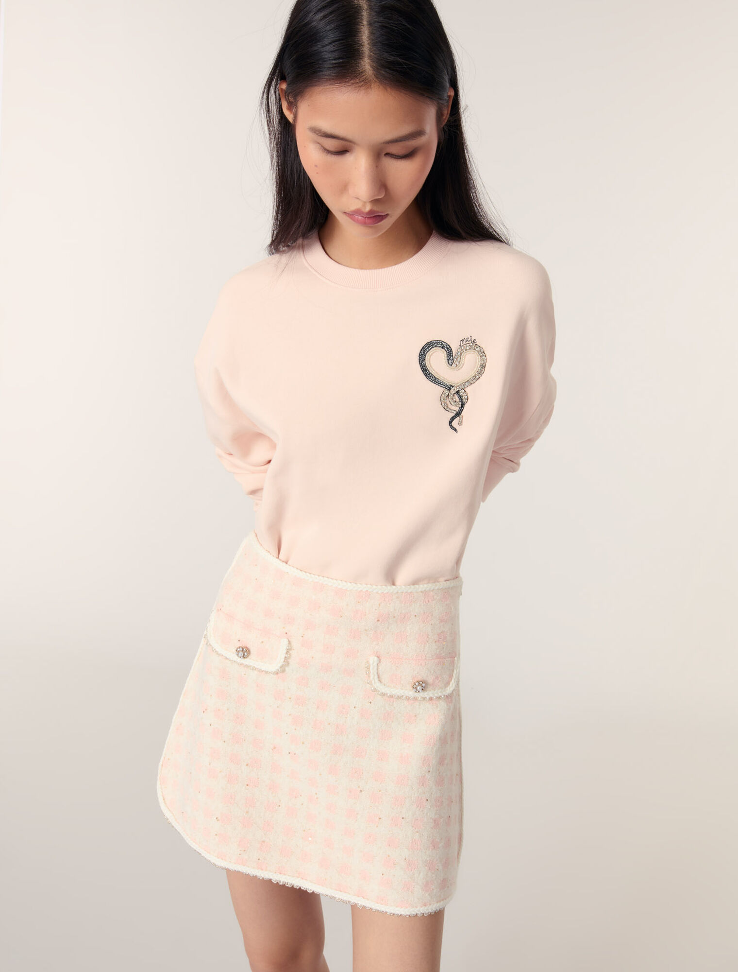 Sudadera bordada