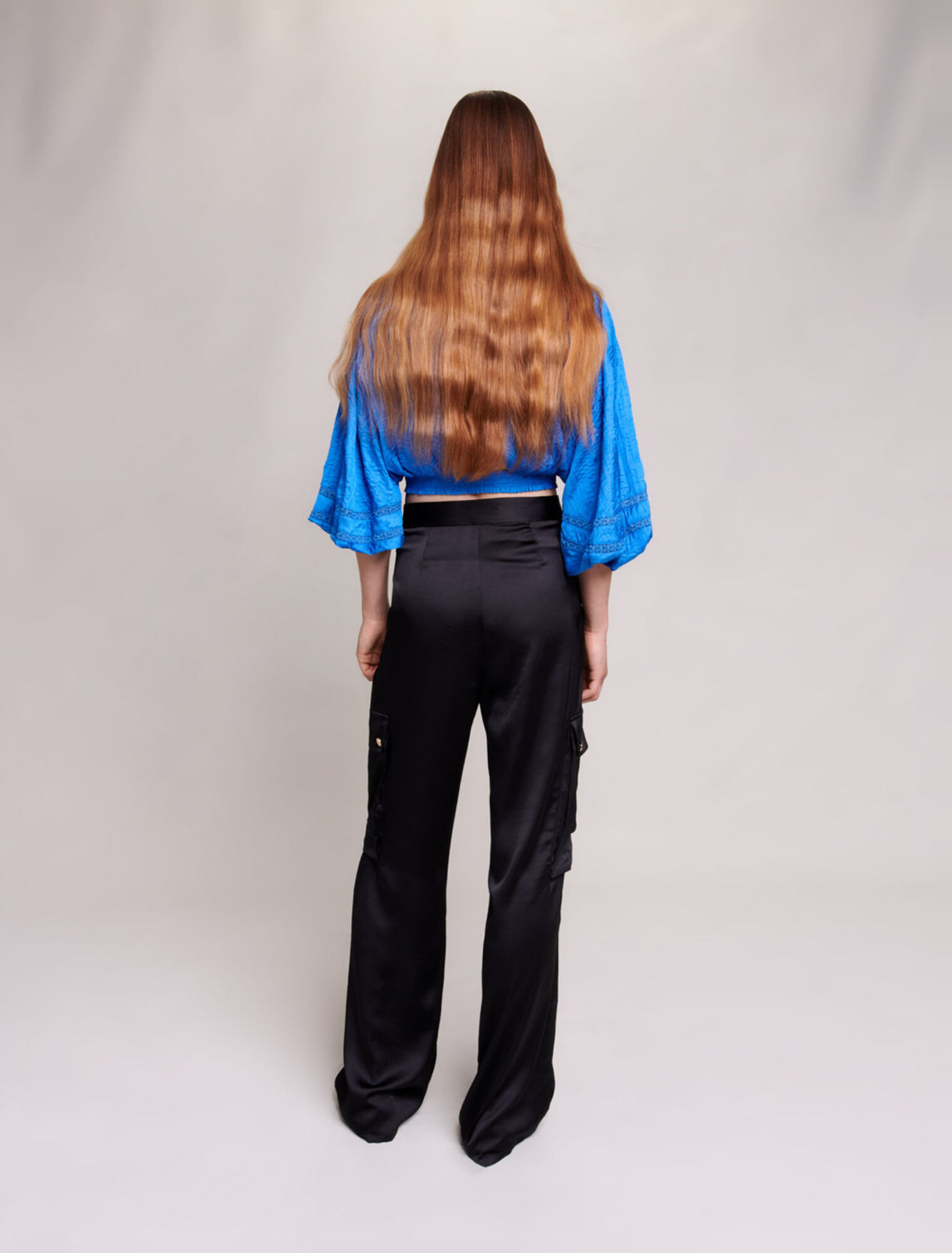 Pantalón cargo satinado
