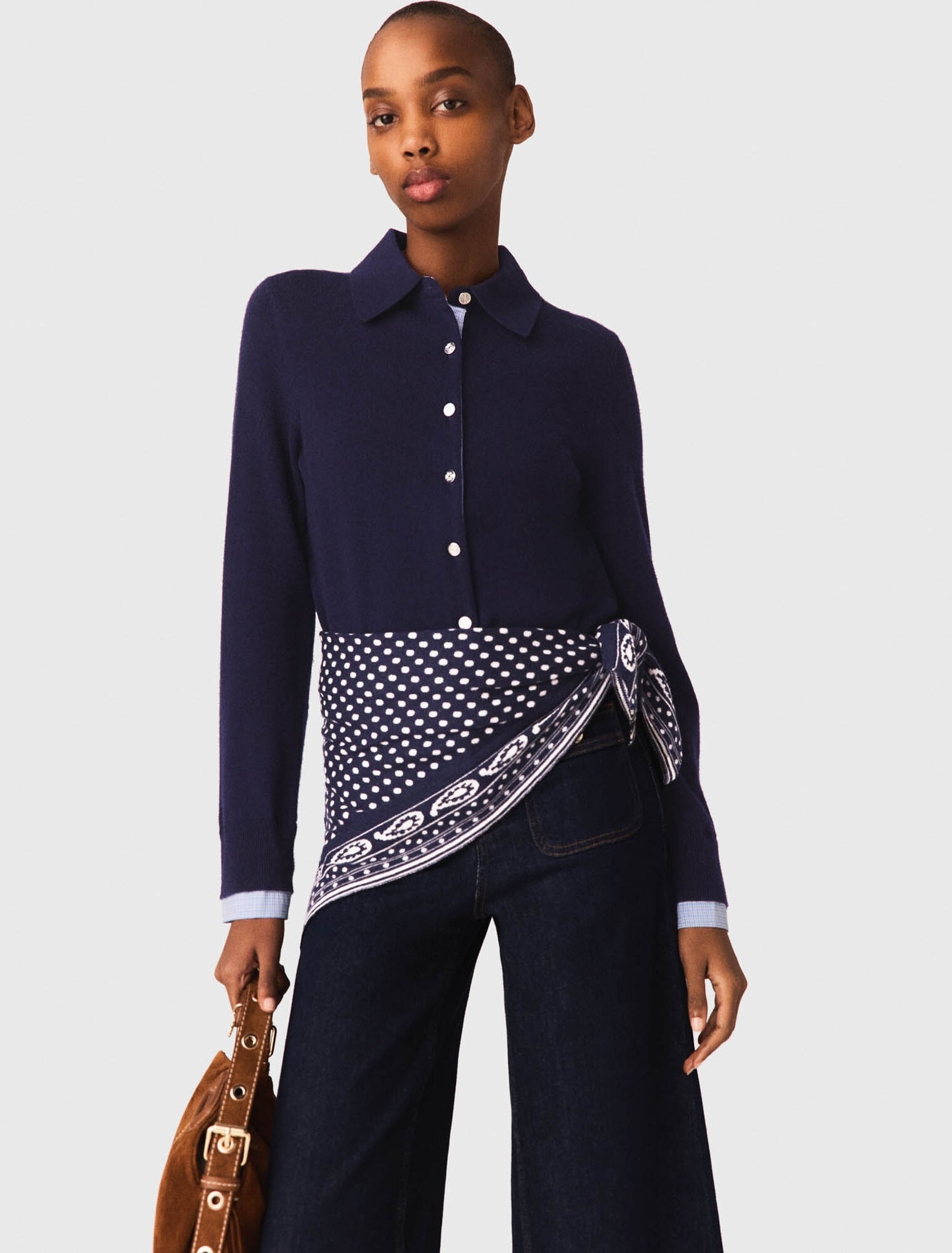 C&aacute;rdigan polo, adornos extra&iacute;bles