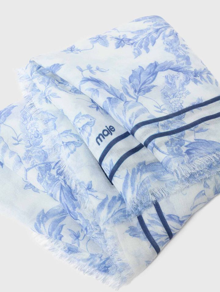 Chal de lana mixta estampado floral