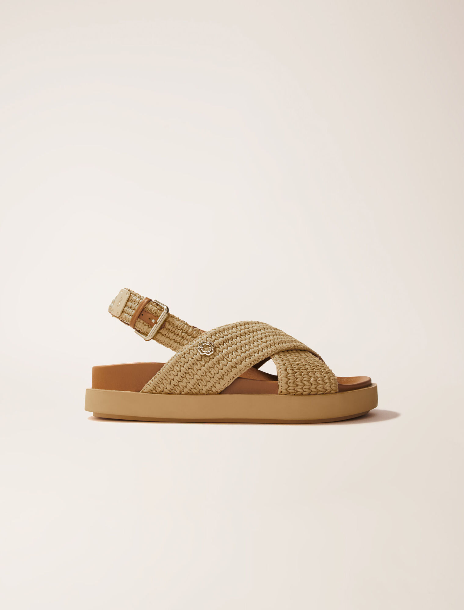 Sandalias planas efecto rafia