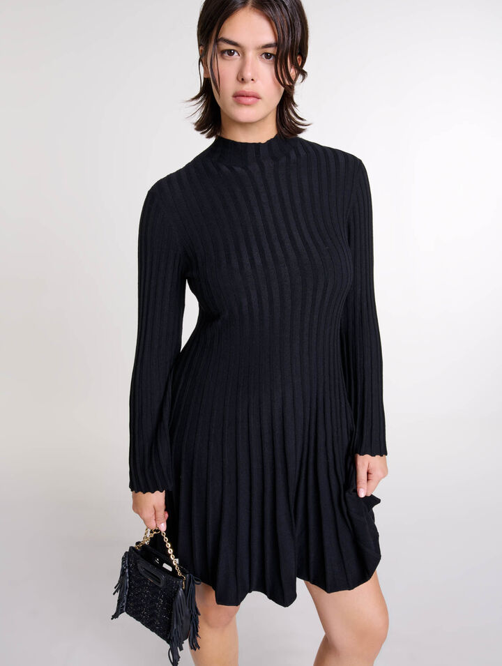 Vestido corto de punto
