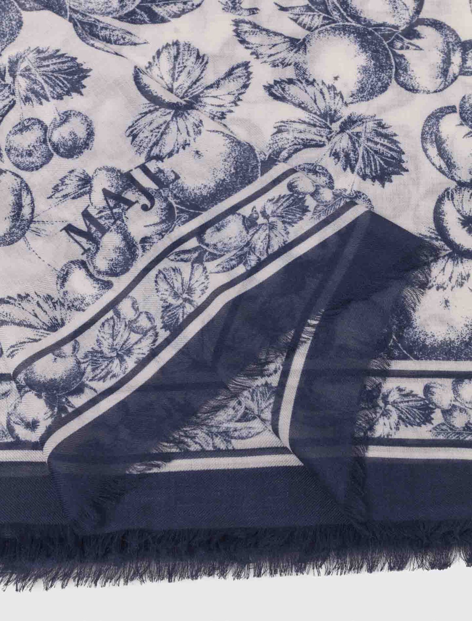 Chal estampado de frutas