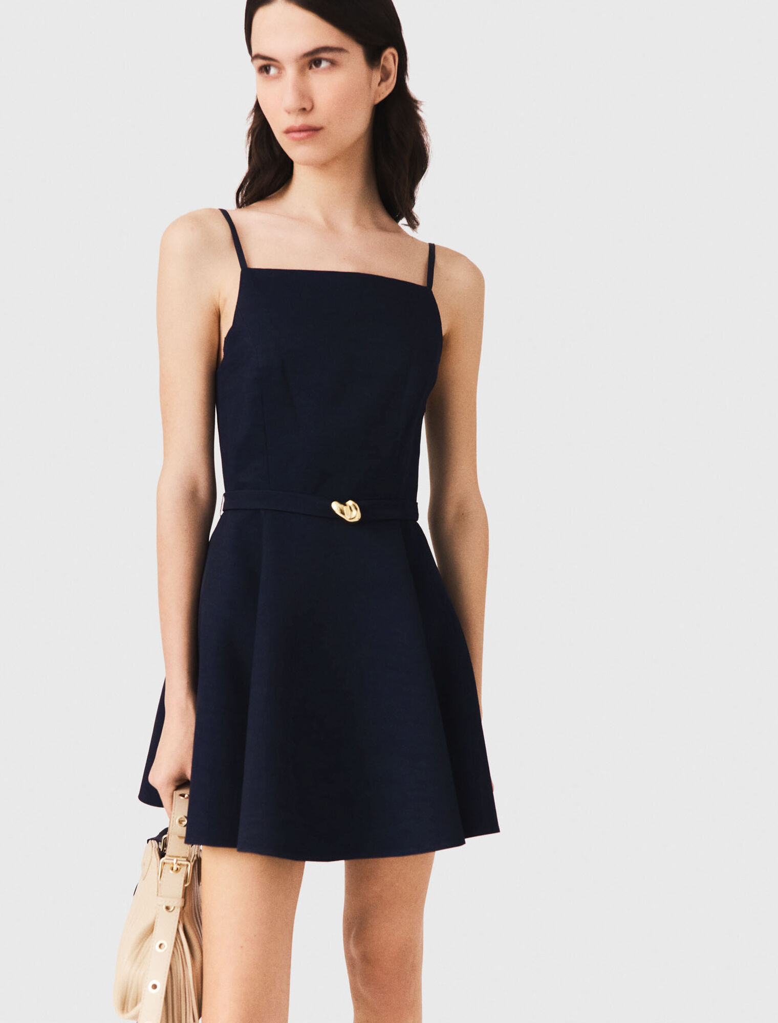 Vestido acampanado de tirantes