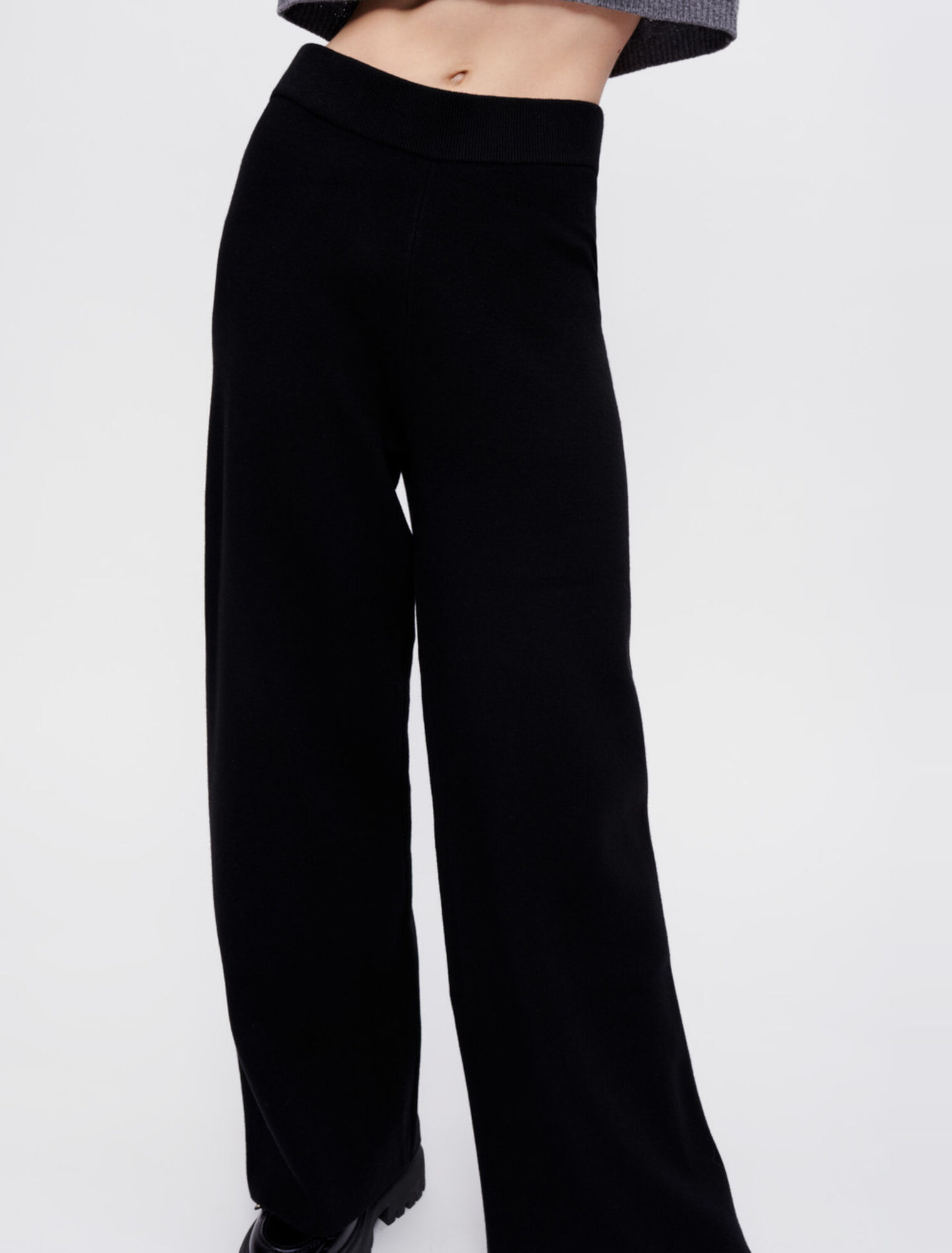 Pantalón de punto negro de pierna ancha