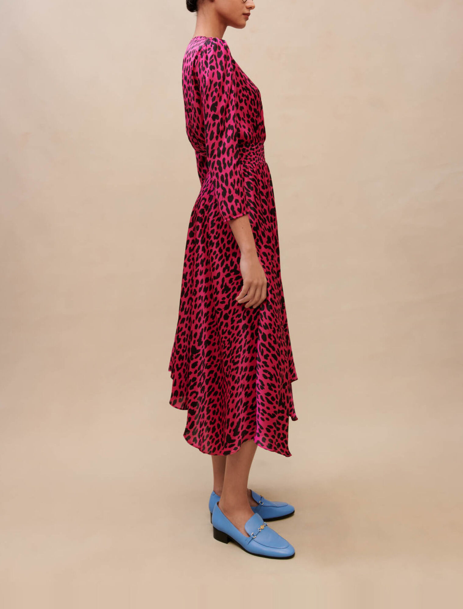 Vestido asimétrico estampado leopardo