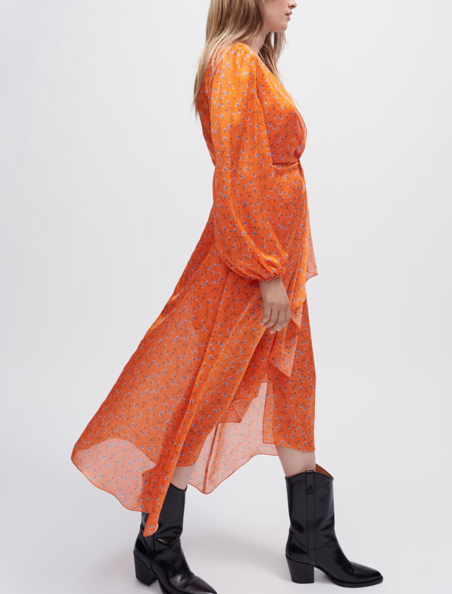 Vestido de satén con estampado floral
