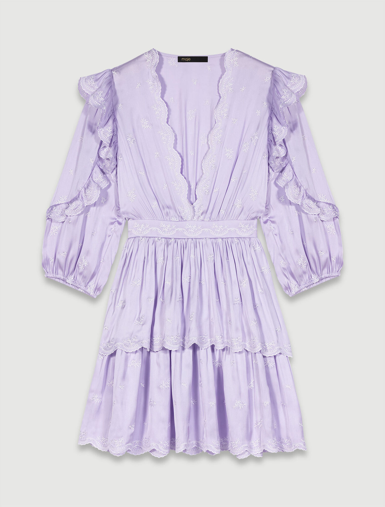 Vestido corto satinado y bordado