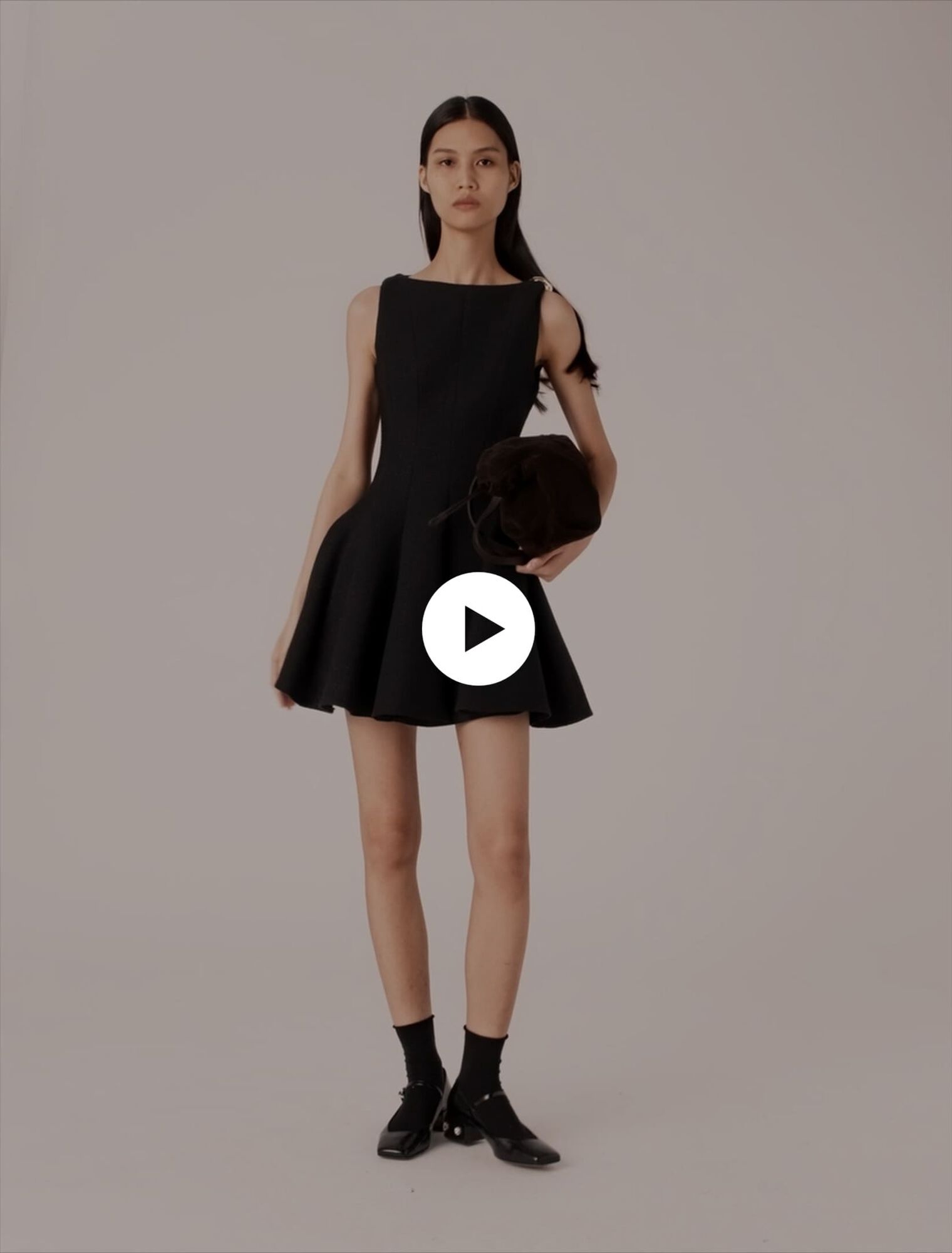 Vestido corto acampanado de tweed