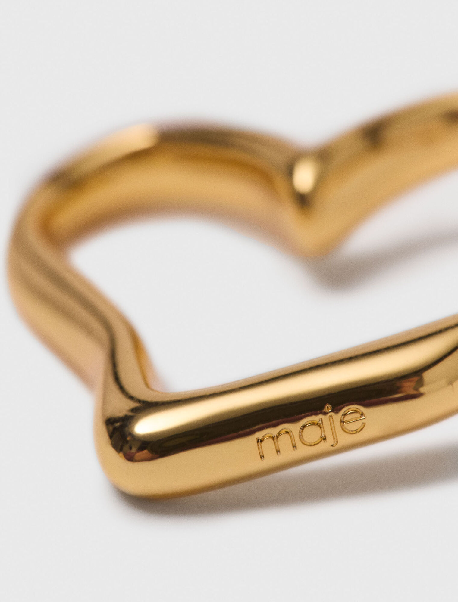 Aros corazón de latón dorado
