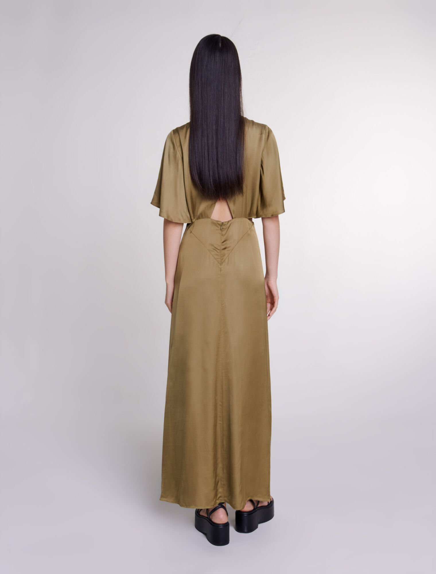 Vestido largo de satén calado