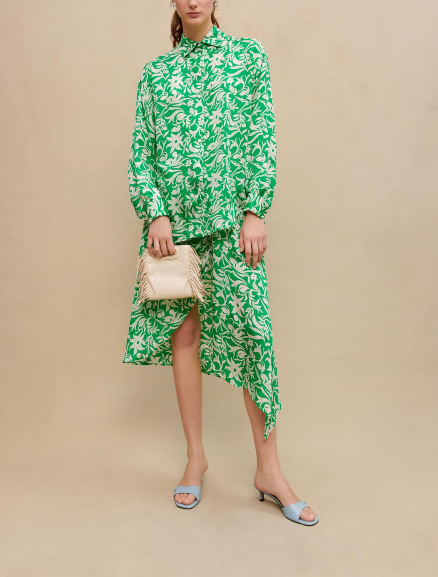 Camisa satinada estampada