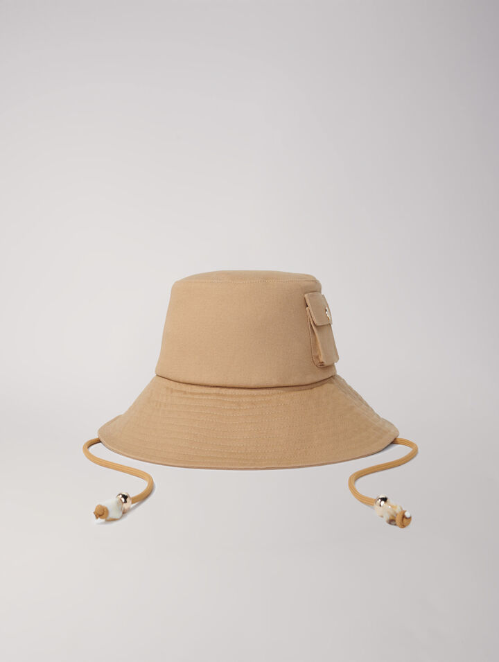 Sombrero bob con cordón y abalorios