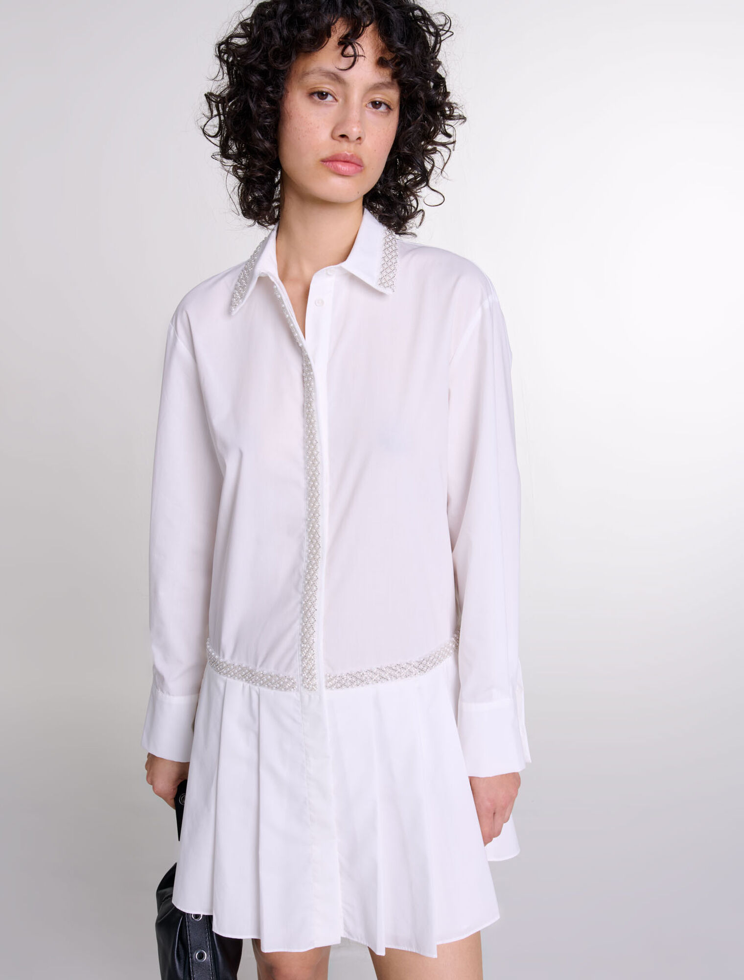 Vestido camisero con pedrería