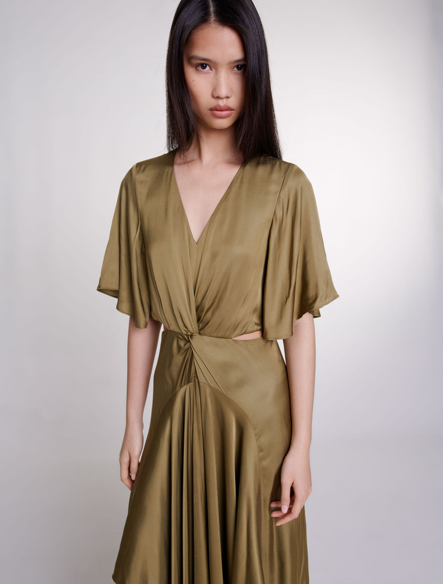 Vestido largo de satén calado