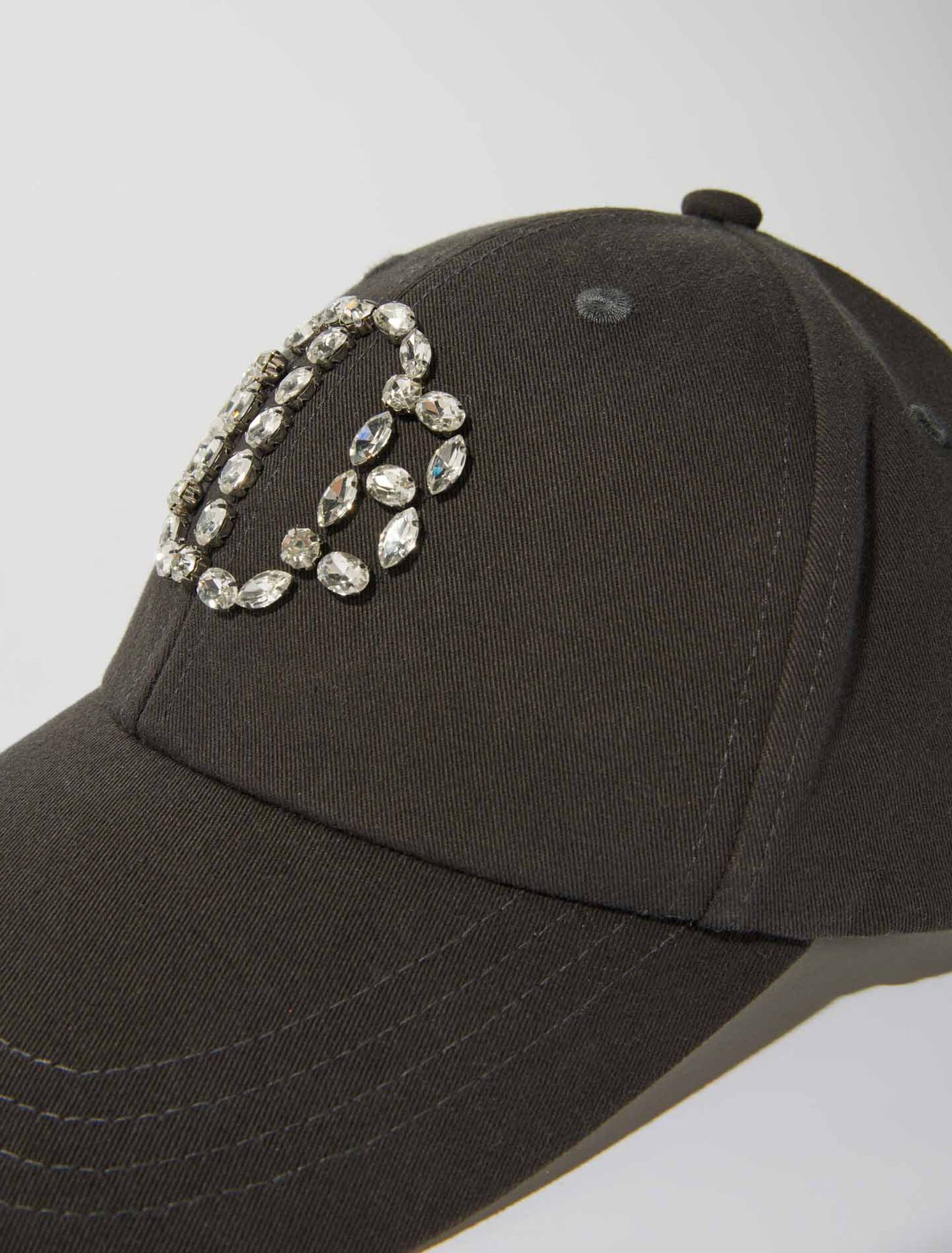 Gorra Clover con strass