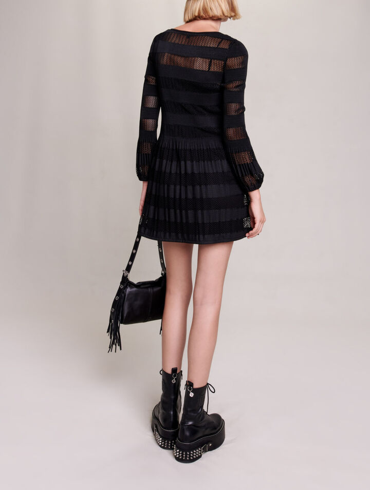 Vestido corto de punto calado
