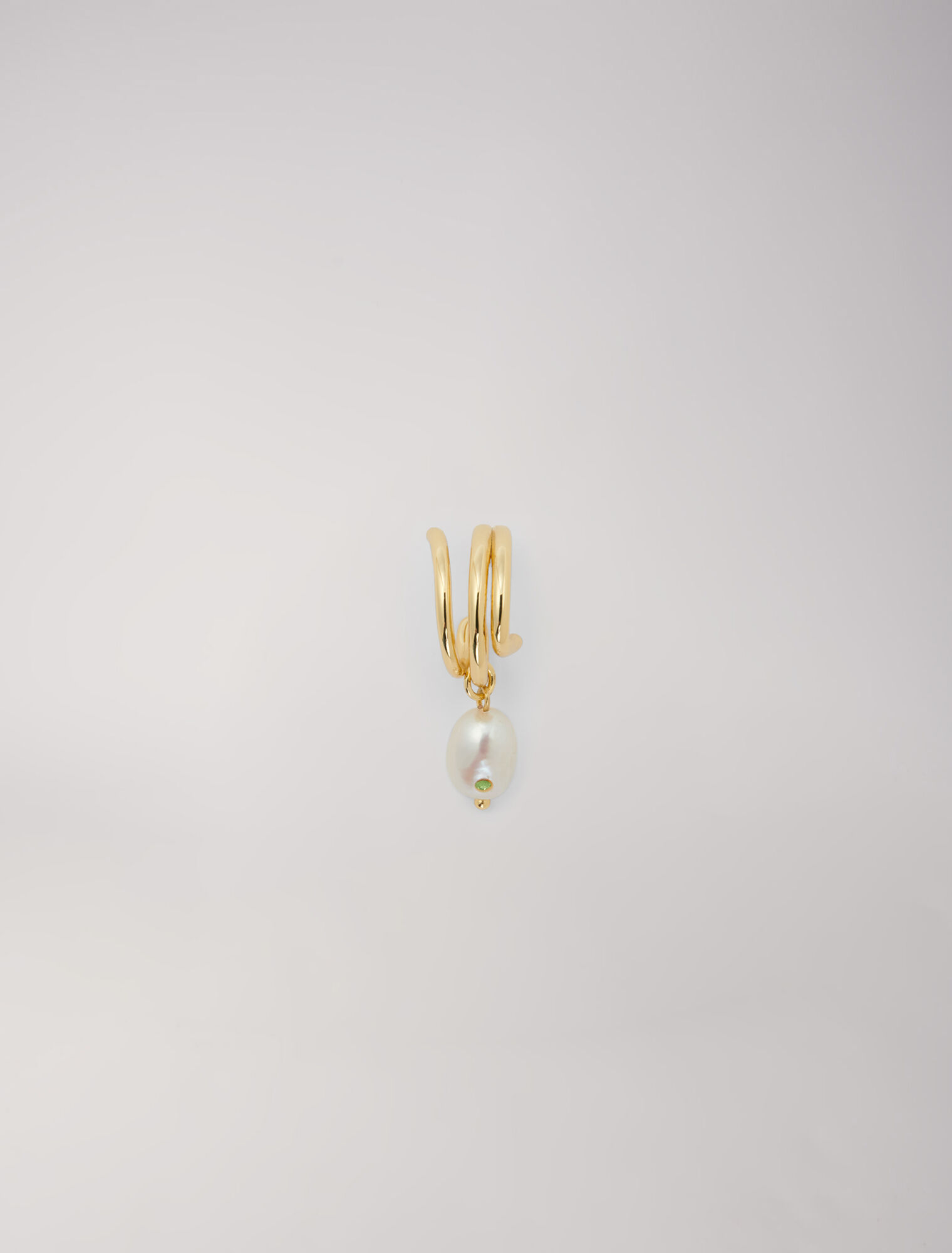 Pendientes adornados con abalorio