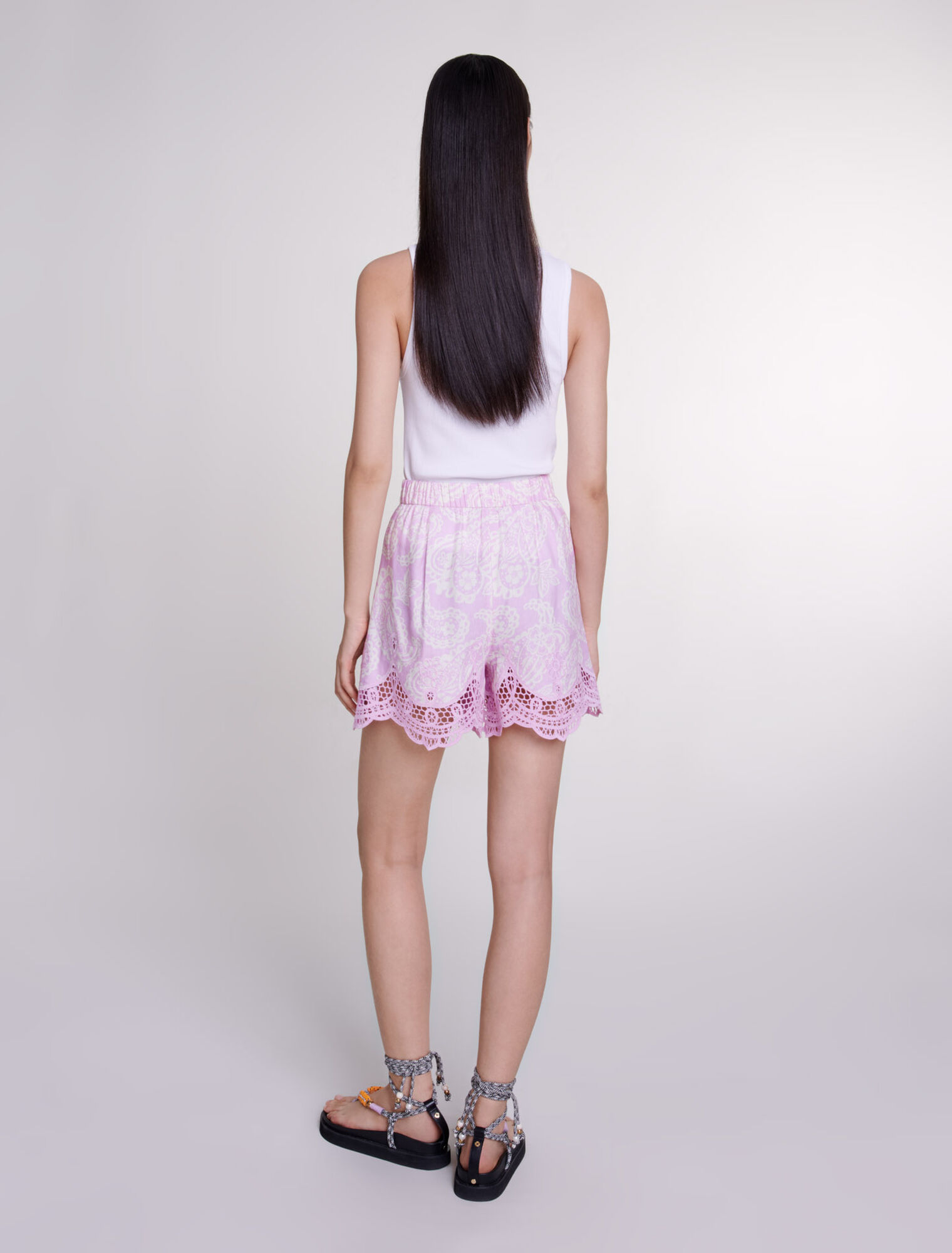 Pantalón corto estampado de lino