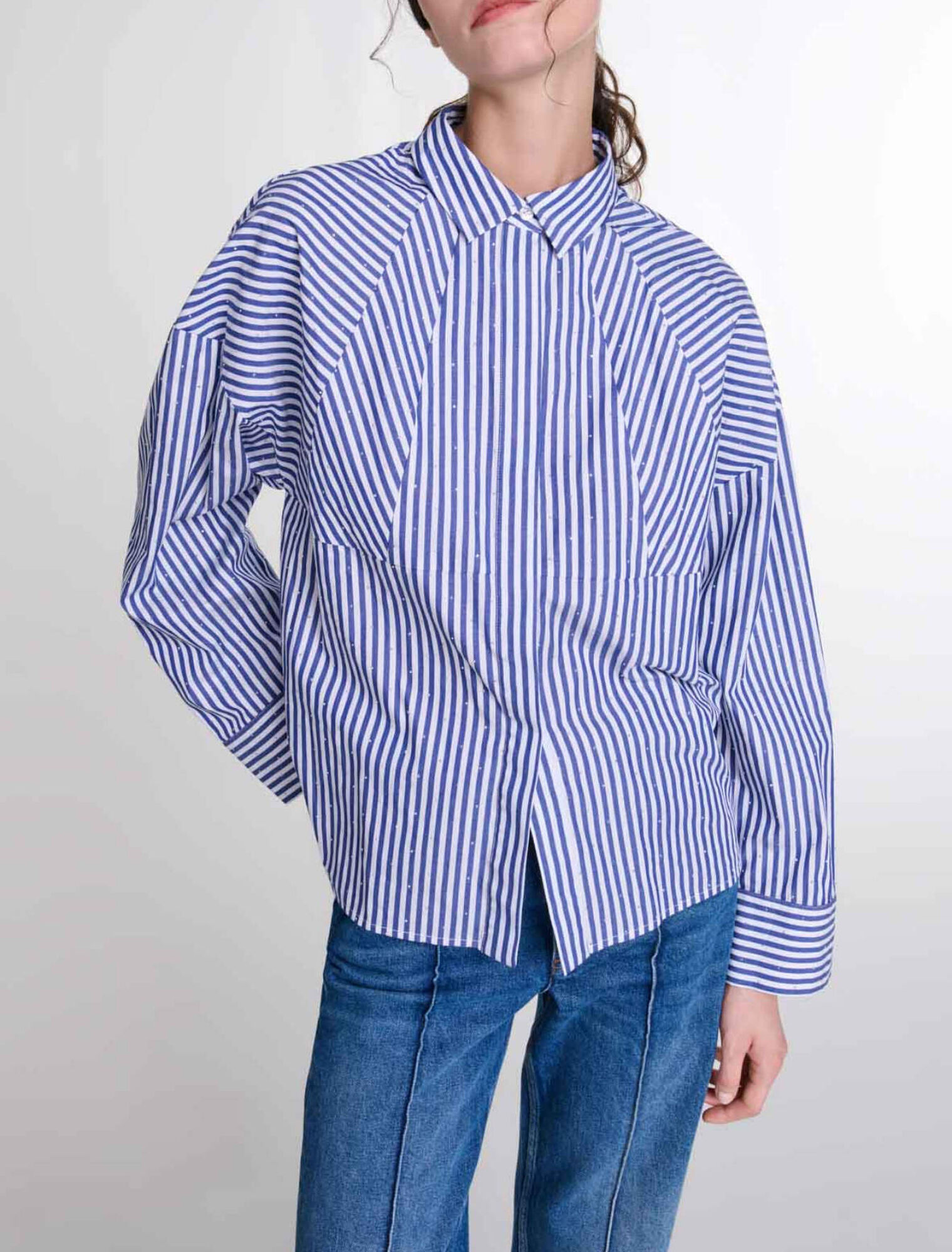 Camisa de rayas con pedrer&iacute;a