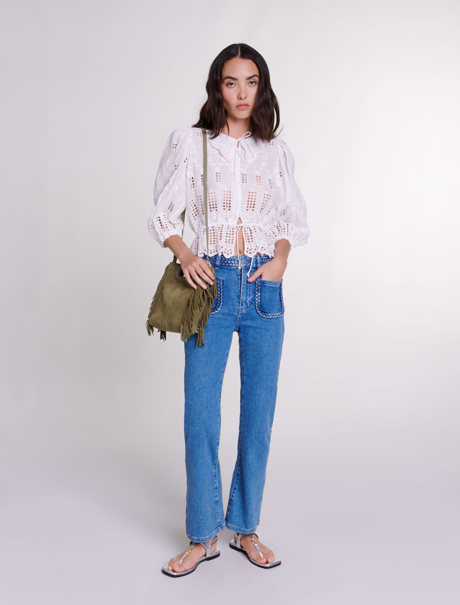Blusa de ramio bordada